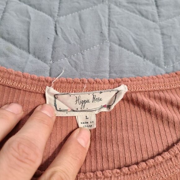 Hippy Rose   - Picture 3 of 6